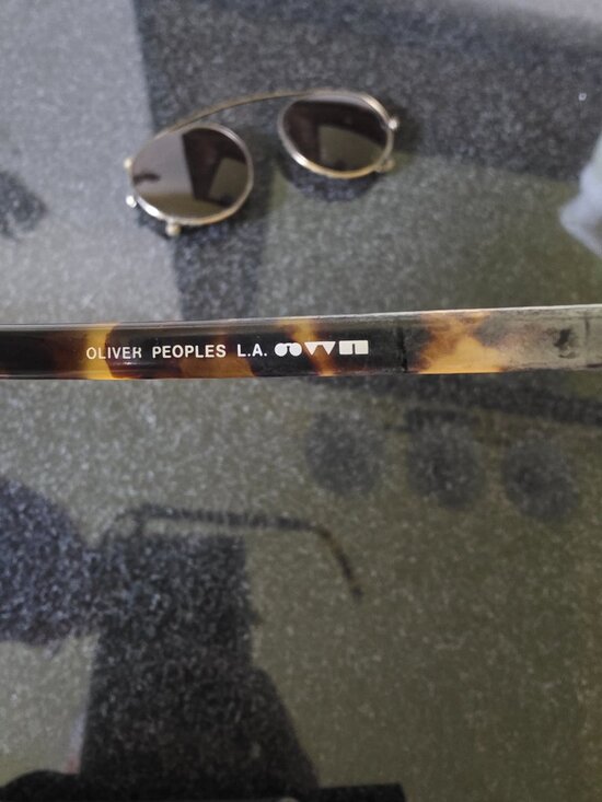 Vintage 80\'s Oliver Peoples Sunglasses with Removable Sun Clip main image 4